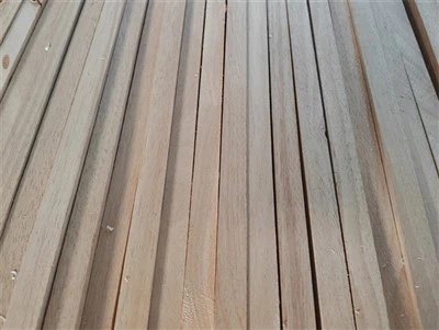 1/2 Pulzier Plywood tal-luq